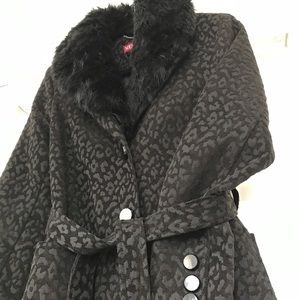 Merona Women’s Coat with Detachable Faux Fur Trim